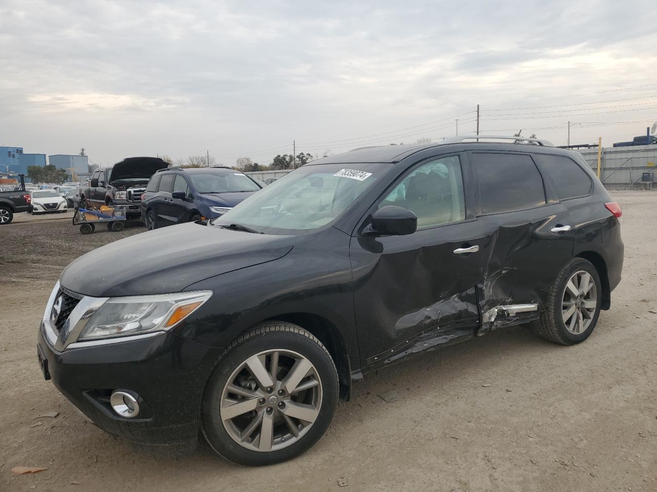 NISSAN PATHFINDER 2015