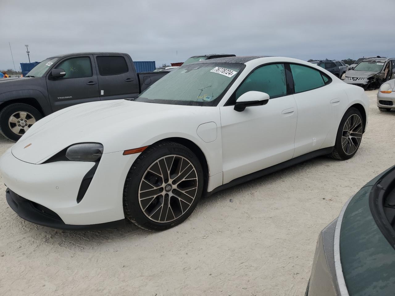 PORSCHE TAYCAN 2021