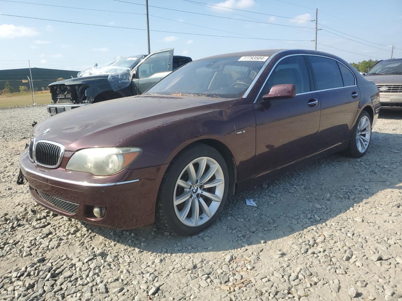 BMW 750 2007