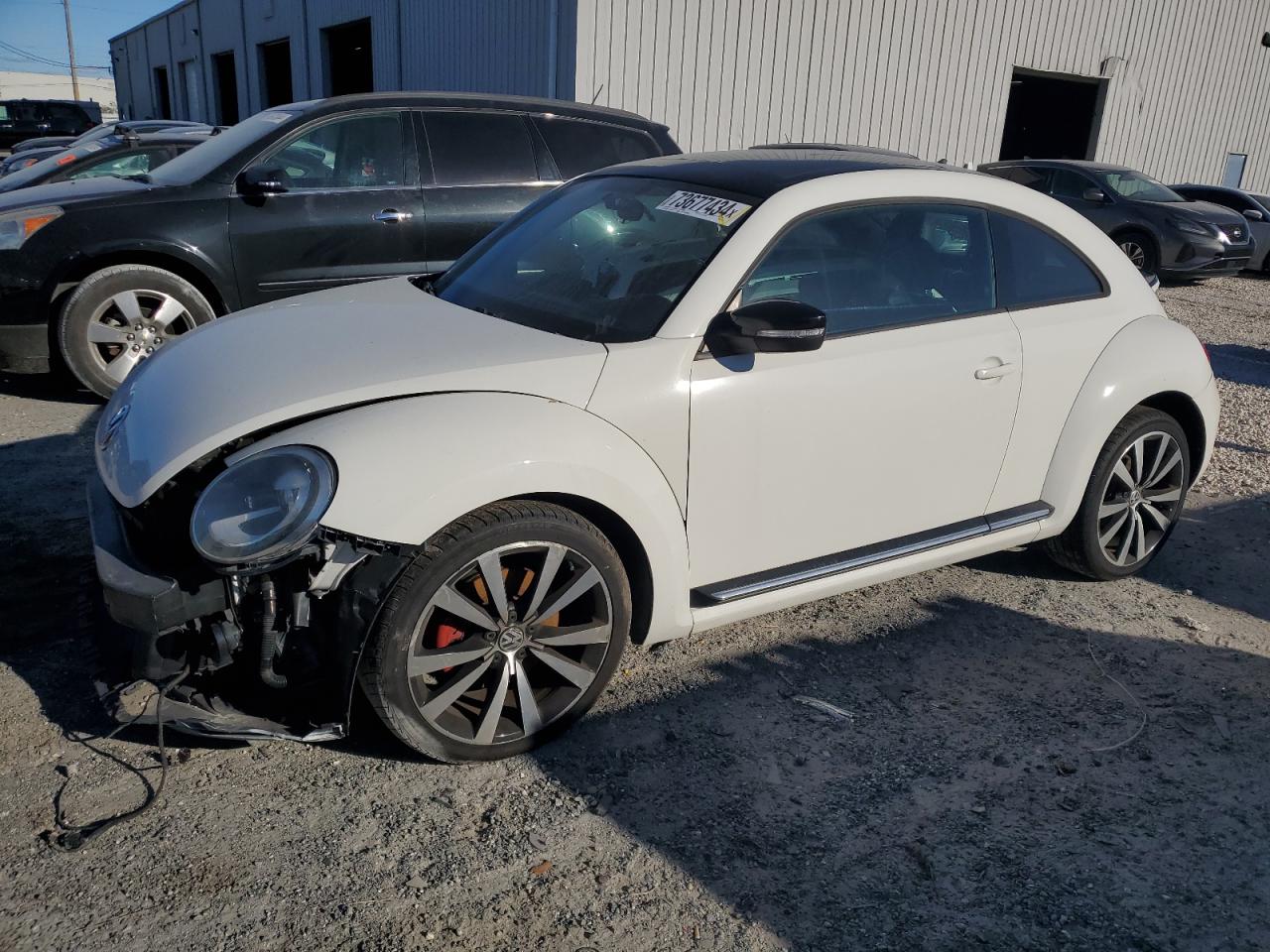 VOLKSWAGEN BEETLE TUR 2013