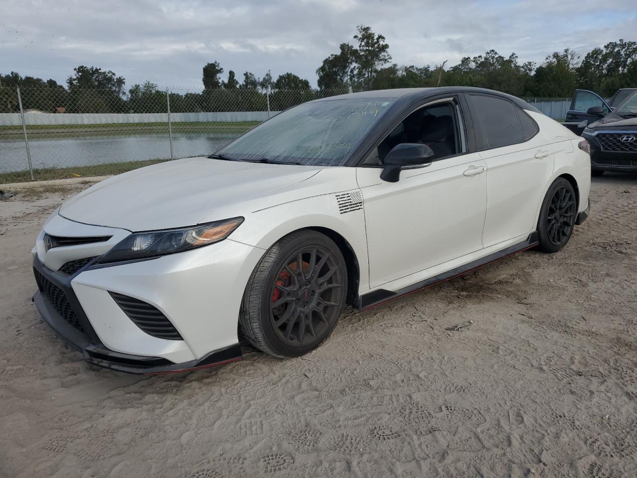 TOYOTA CAMRY TRD 2021