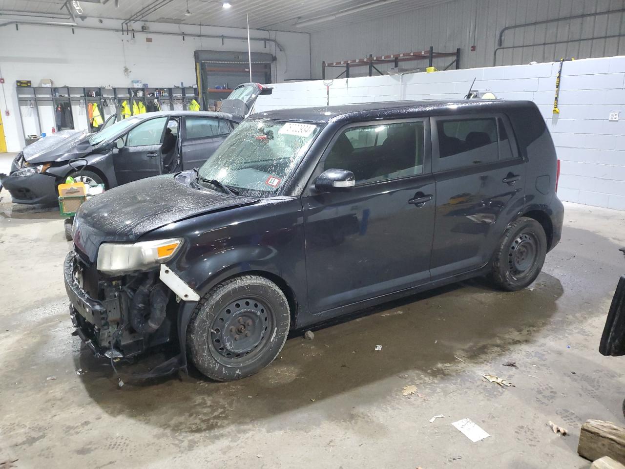 TOYOTA SCION XB 2013