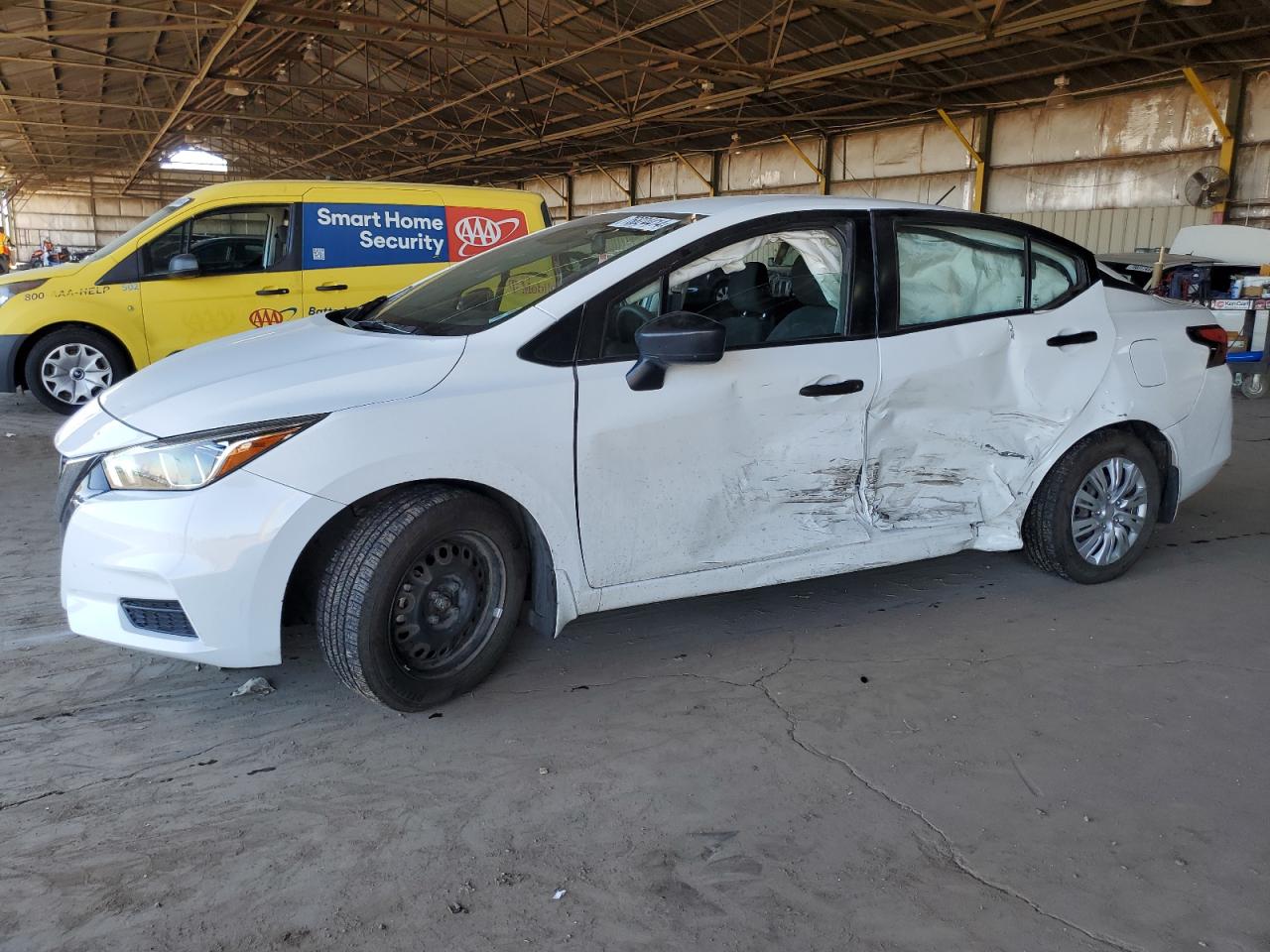 NISSAN VERSA S 2020