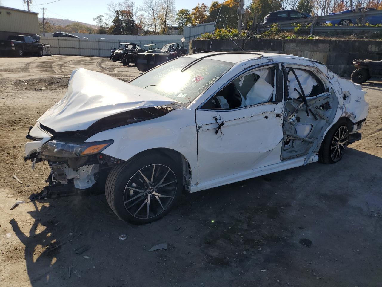 TOYOTA CAMRY SE N 2024