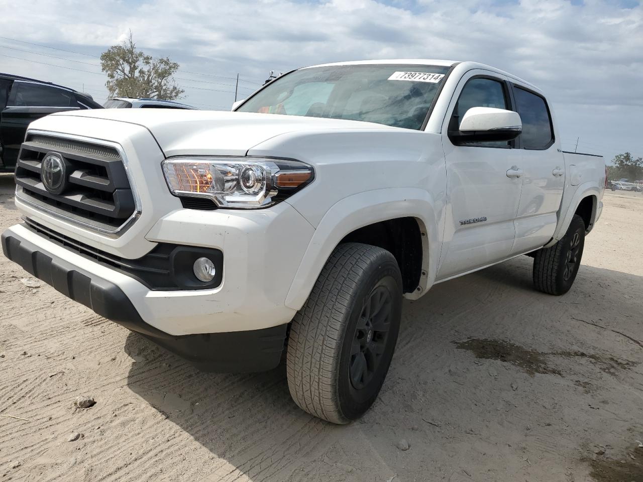 TOYOTA TACOMA DOU 2023