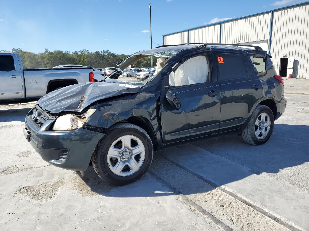 TOYOTA RAV4 2010