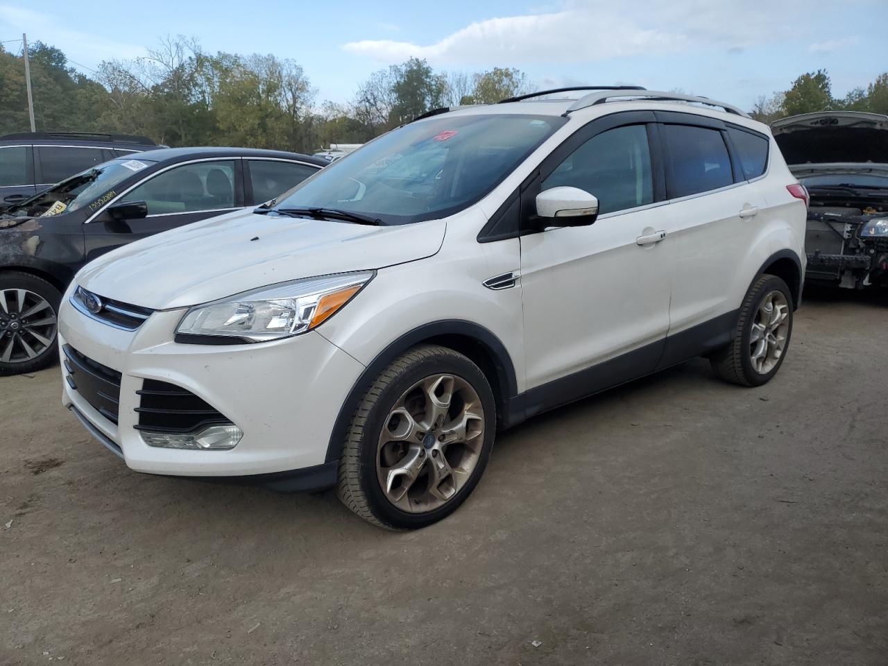 FORD ESCAPE TIT 2014