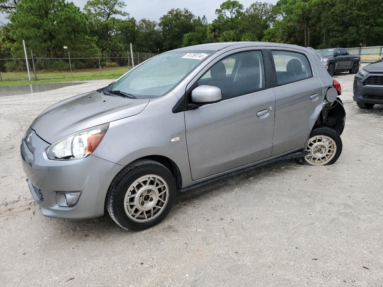 MITSUBISHI MIRAGE DE 2015