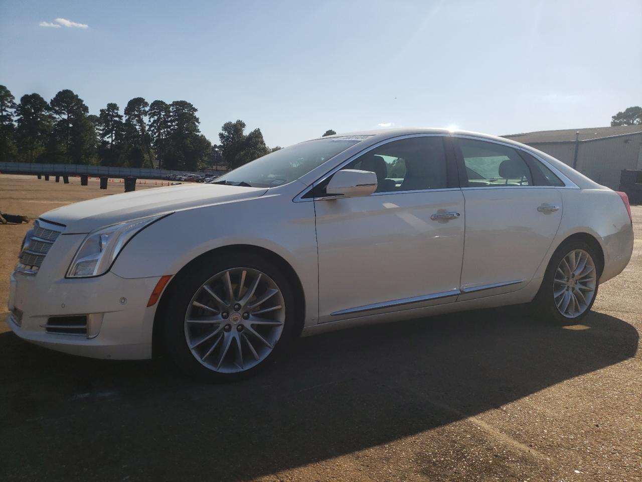 CADILLAC XTS PLATIN 2015