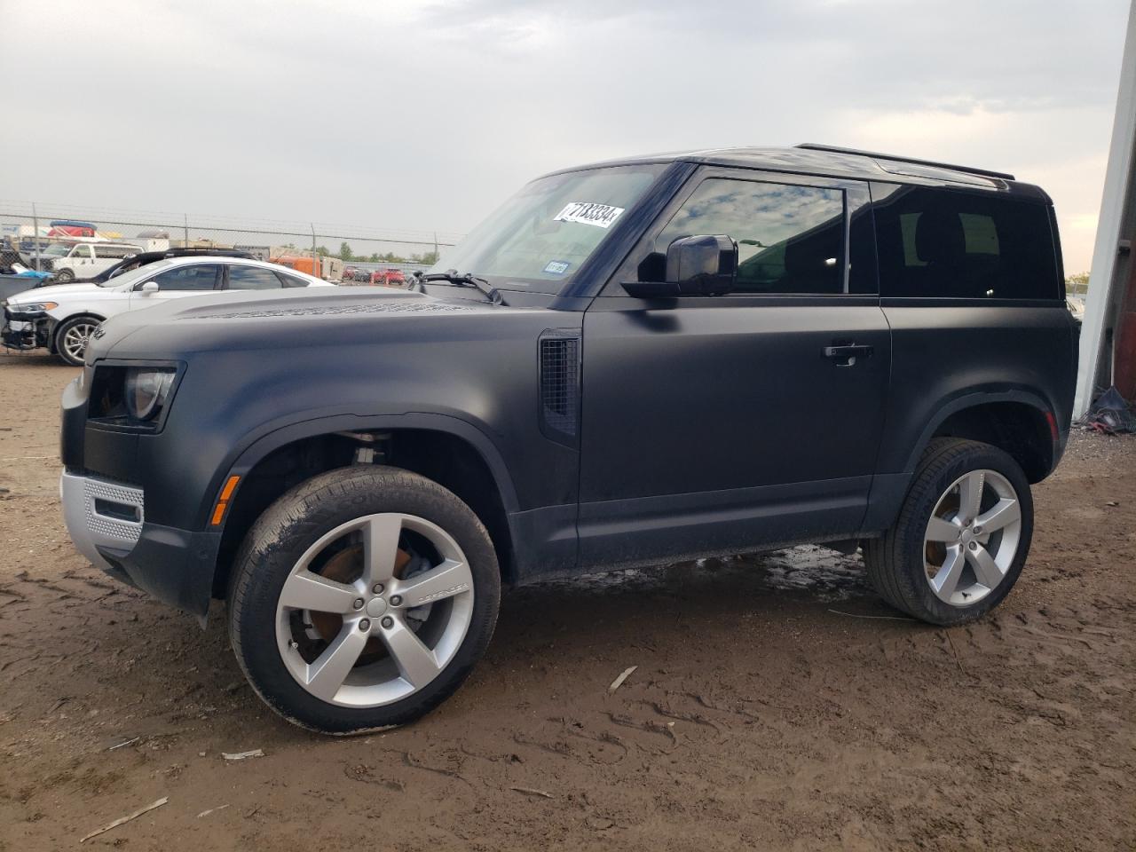 LAND ROVER DEFENDER 9 2024