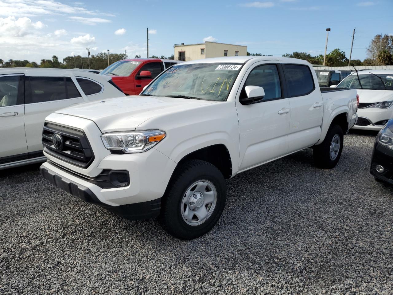 TOYOTA TACOMA DOU 2021