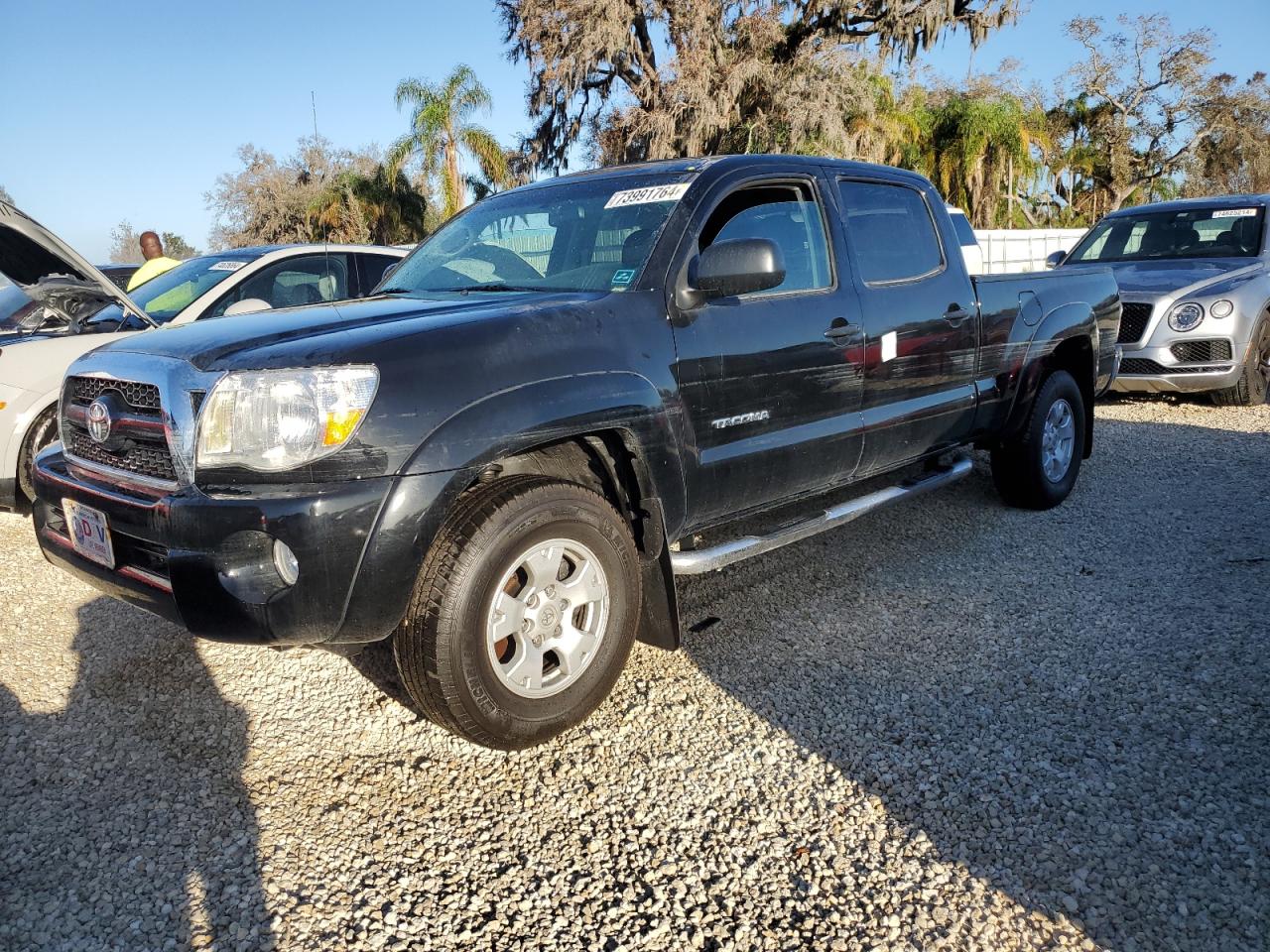 TOYOTA TACOMA DOU 2011