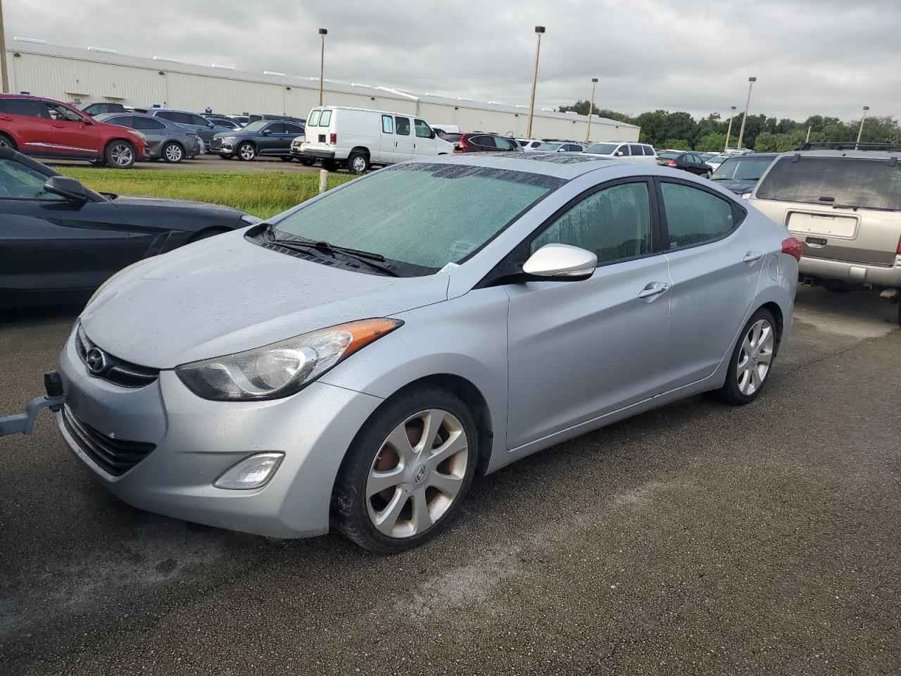 HYUNDAI ELANTRA GL 2011