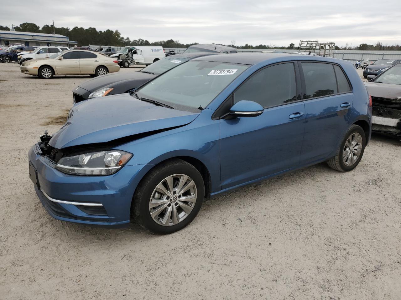 VOLKSWAGEN GOLF 2021