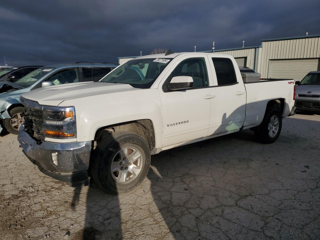 CHEVROLET SILVERADO 2016