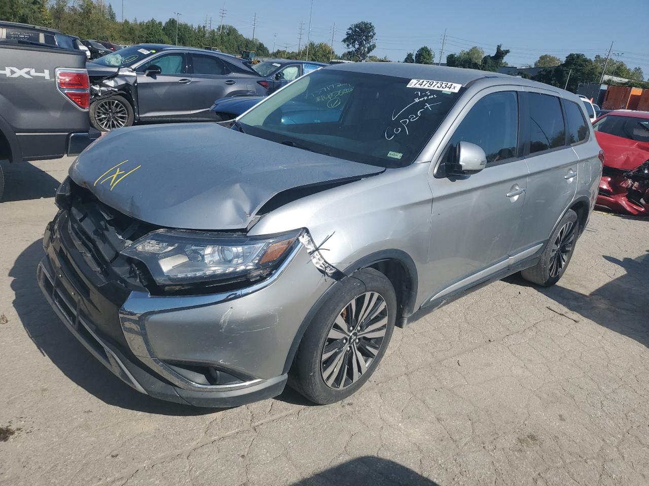 MITSUBISHI OUTLANDER 2019
