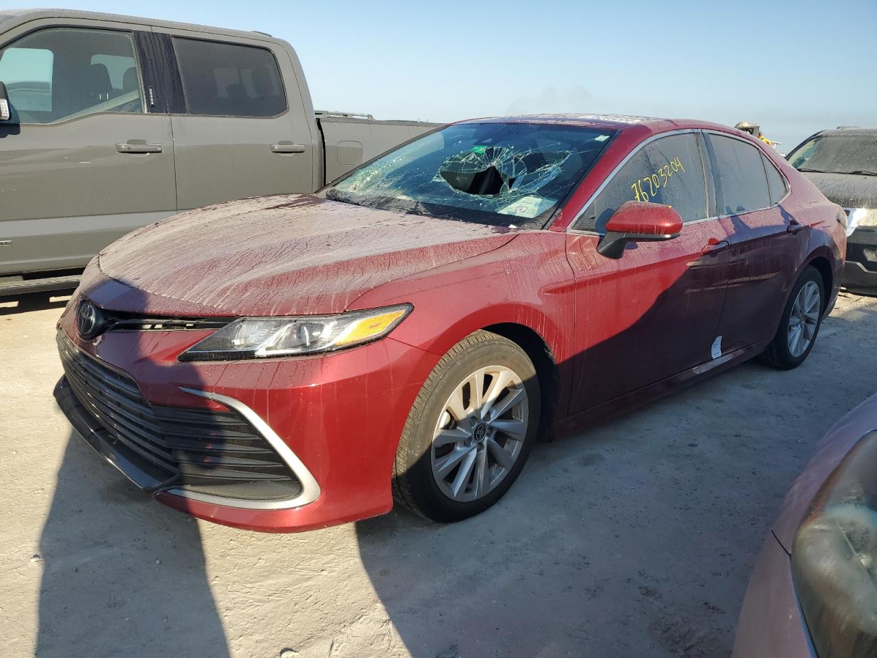 TOYOTA CAMRY LE 2021