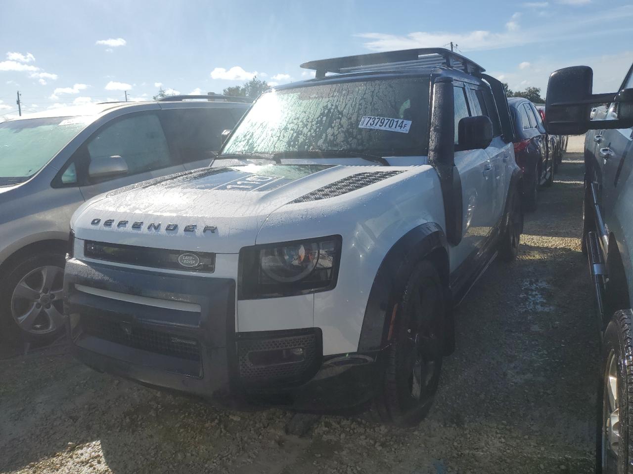 LAND ROVER DEFENDER 1 2023