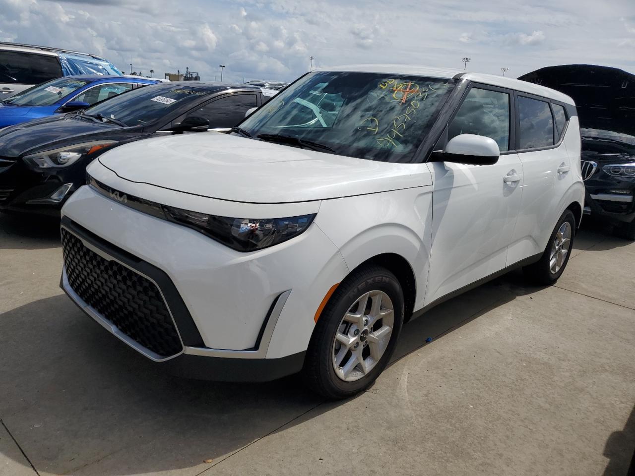 KIA SOUL LX 2023