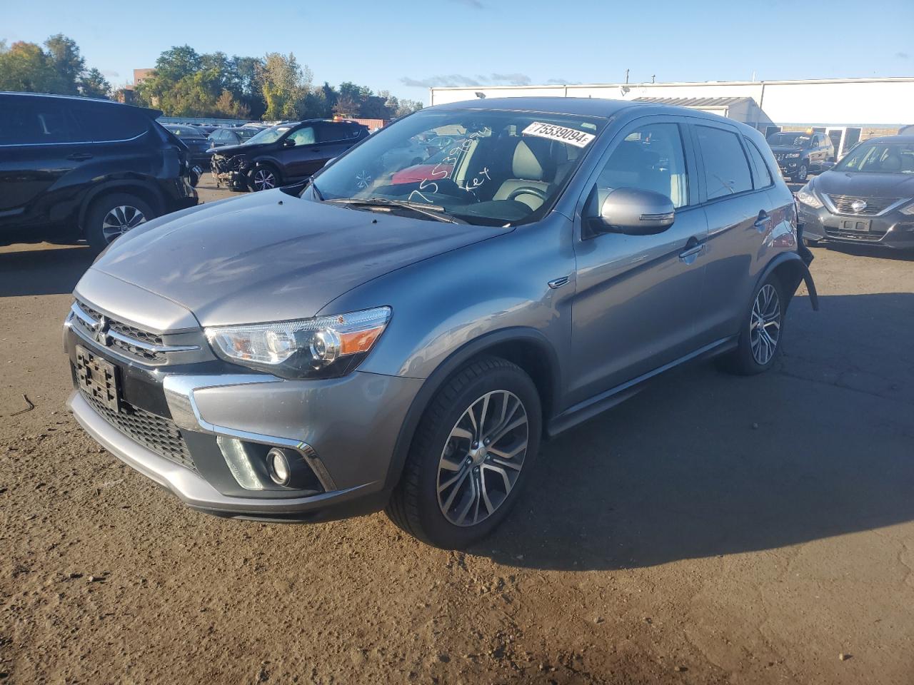 MITSUBISHI OUTLANDER 2018