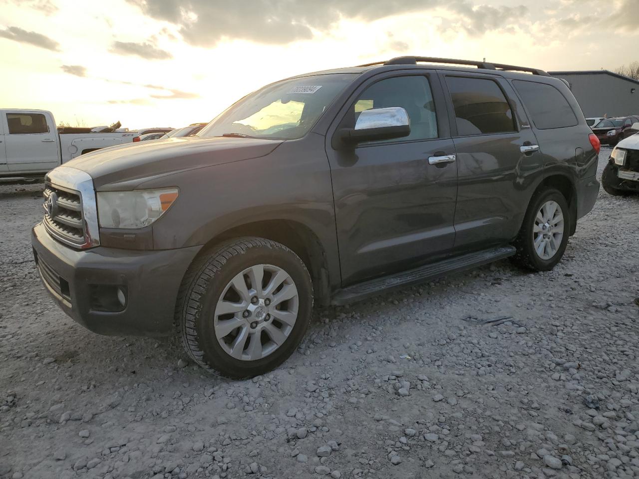 TOYOTA SEQUOIA PL 2011