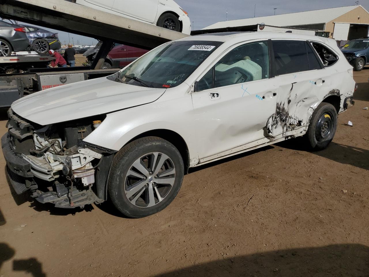 SUBARU OUTBACK 2019