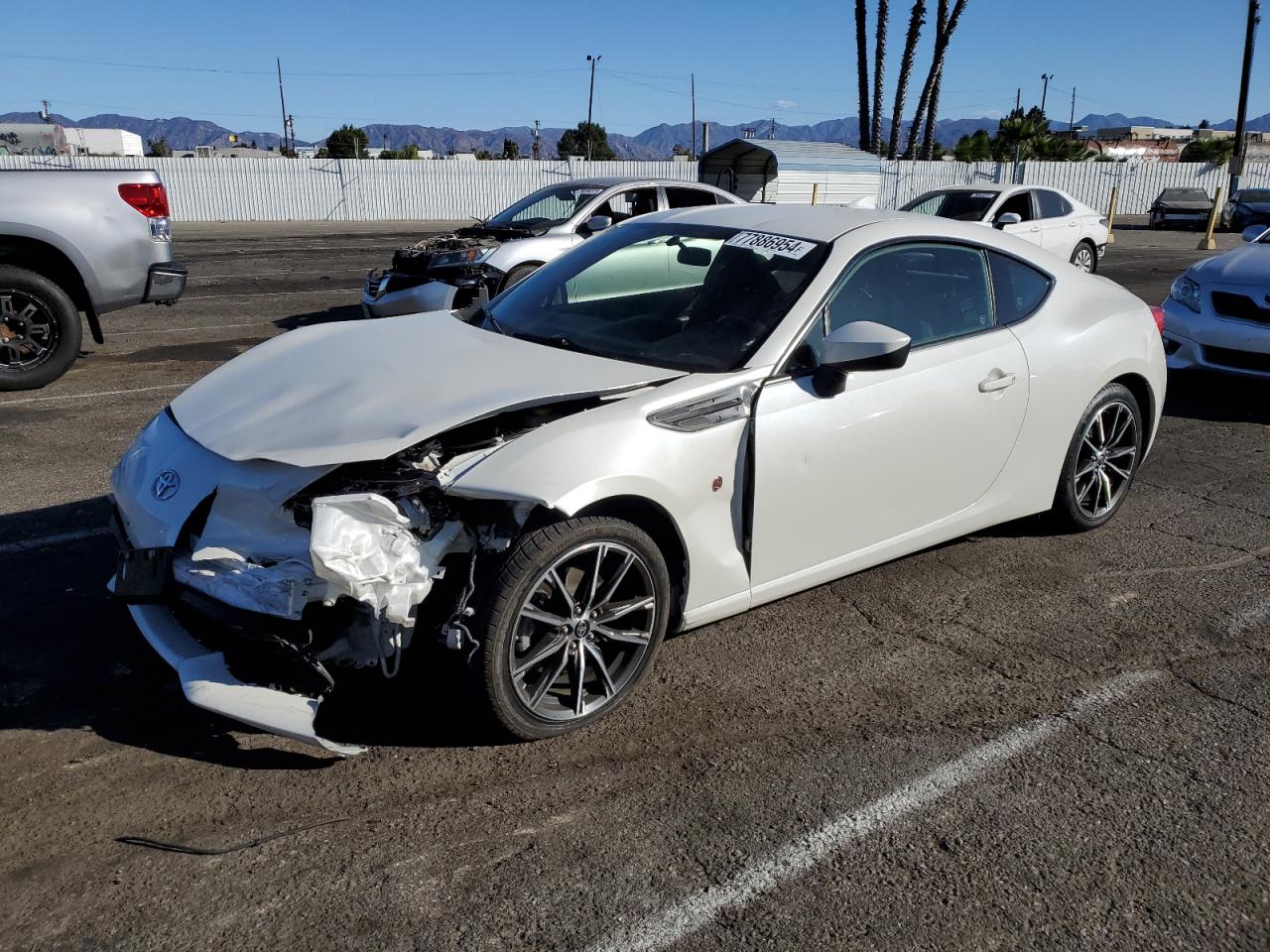 TOYOTA 86 BASE 2017