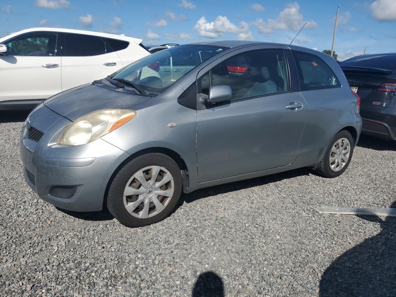 TOYOTA YARIS 2010