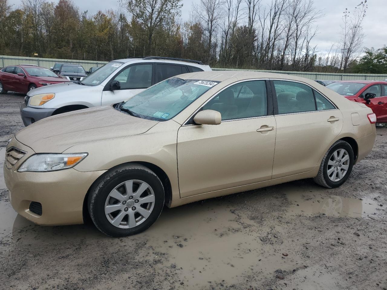 TOYOTA CAMRY BASE 2011