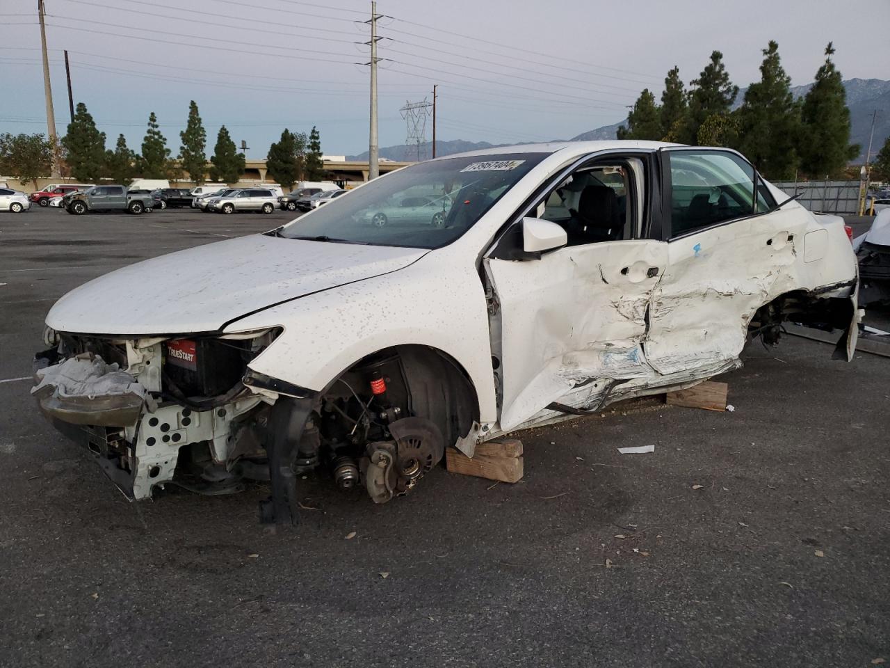 TOYOTA CAMRY L 2014