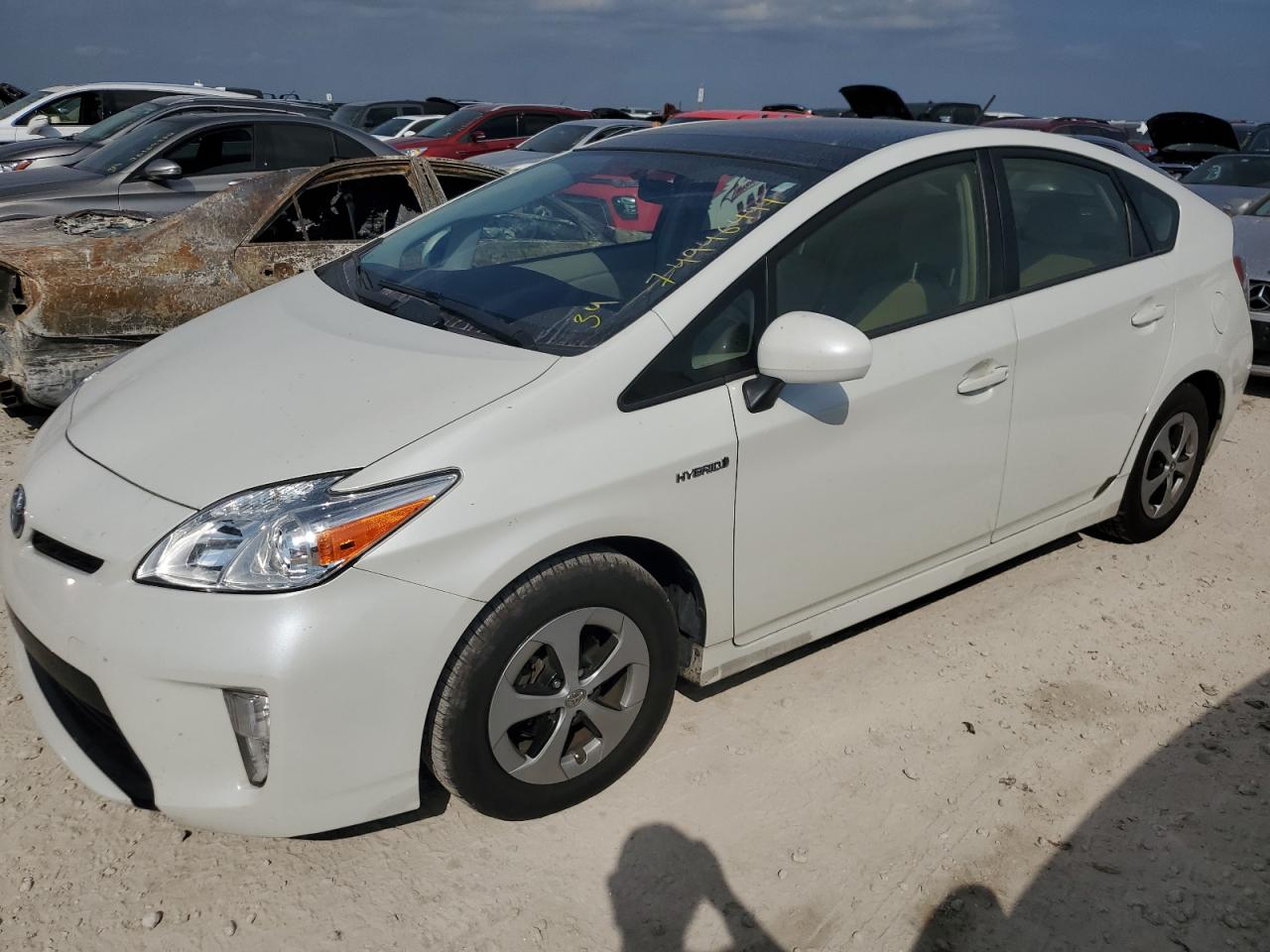 TOYOTA PRIUS 2015