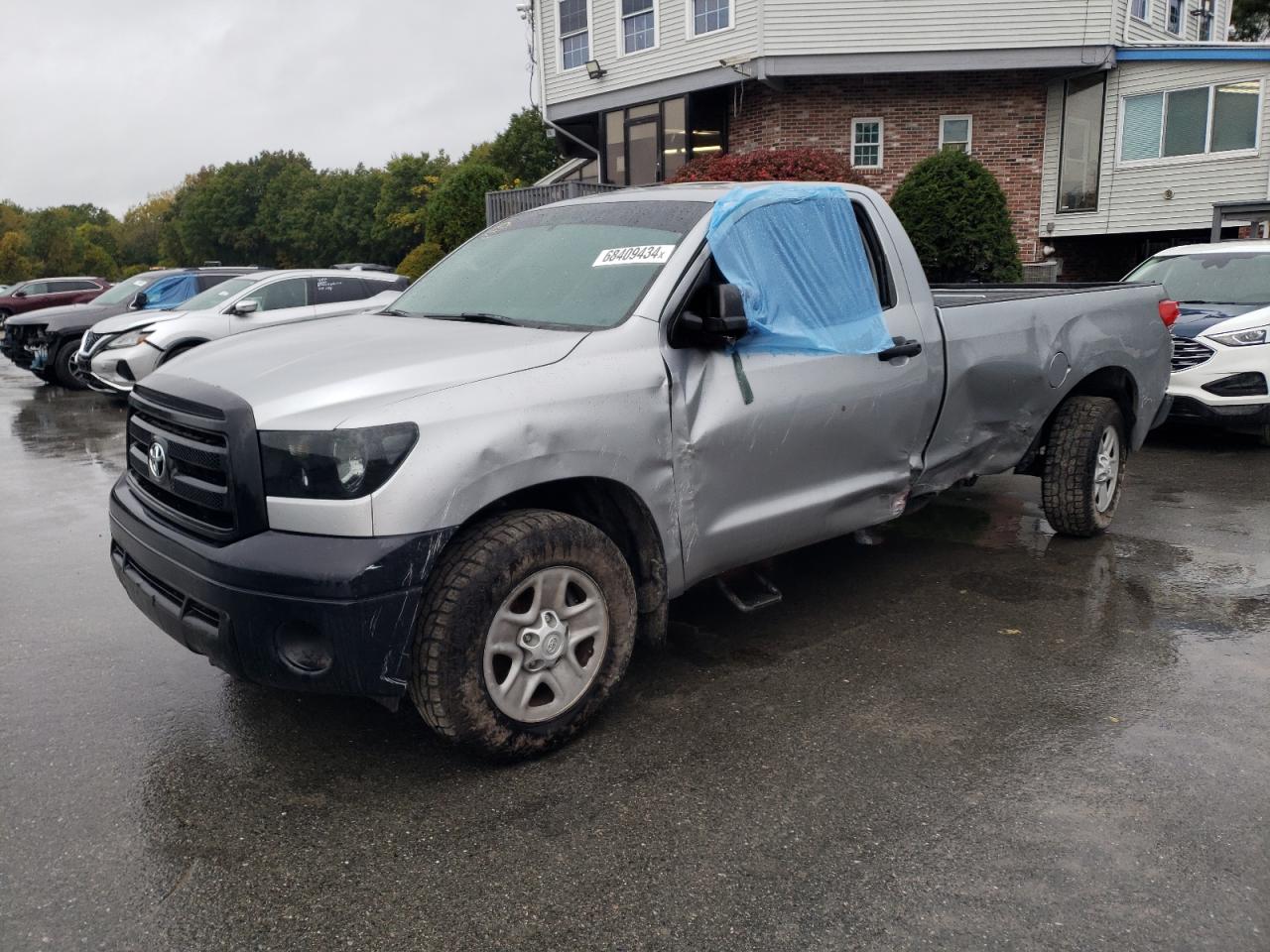 TOYOTA TUNDRA 2013
