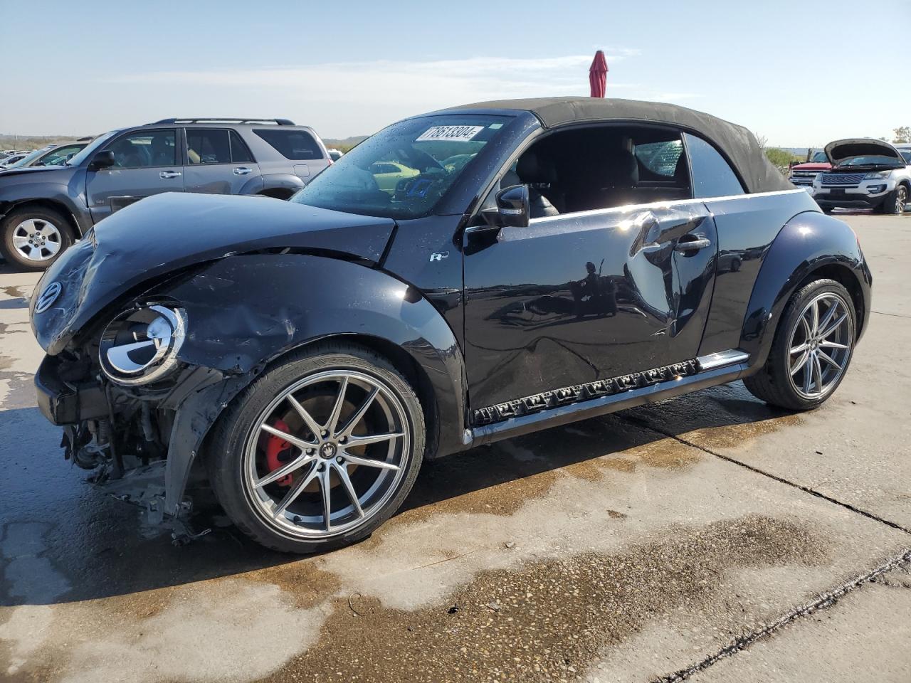 VOLKSWAGEN BEETLE R-L 2015
