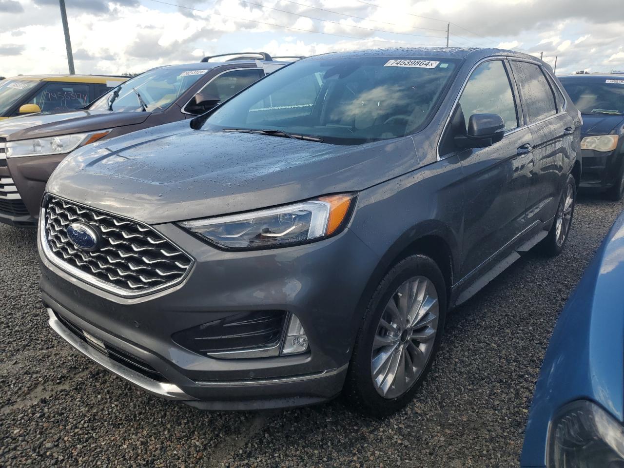 FORD EDGE TITAN 2022