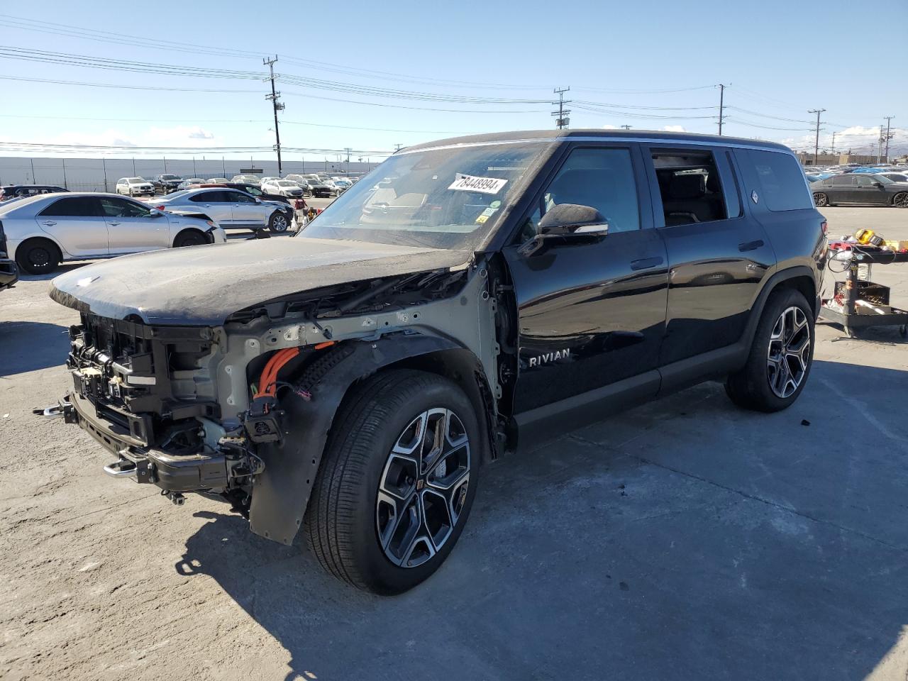 RIVIAN R1S ADVENT 2024