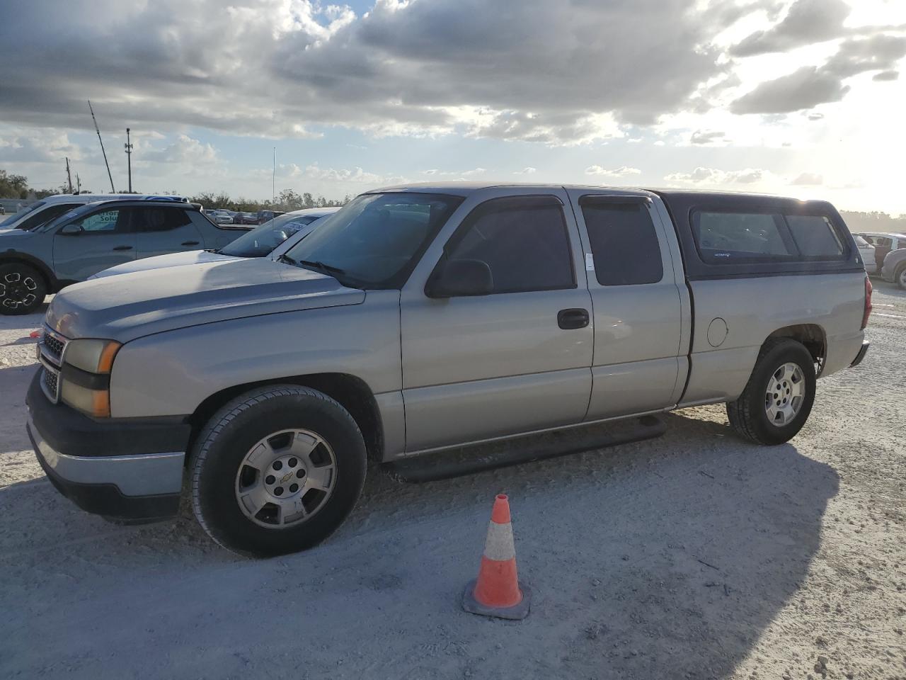 CHEVROLET SILVERADO 2006