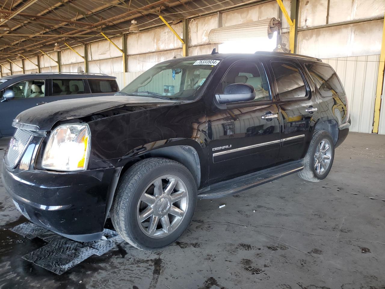 GMC YUKON DENA 2013