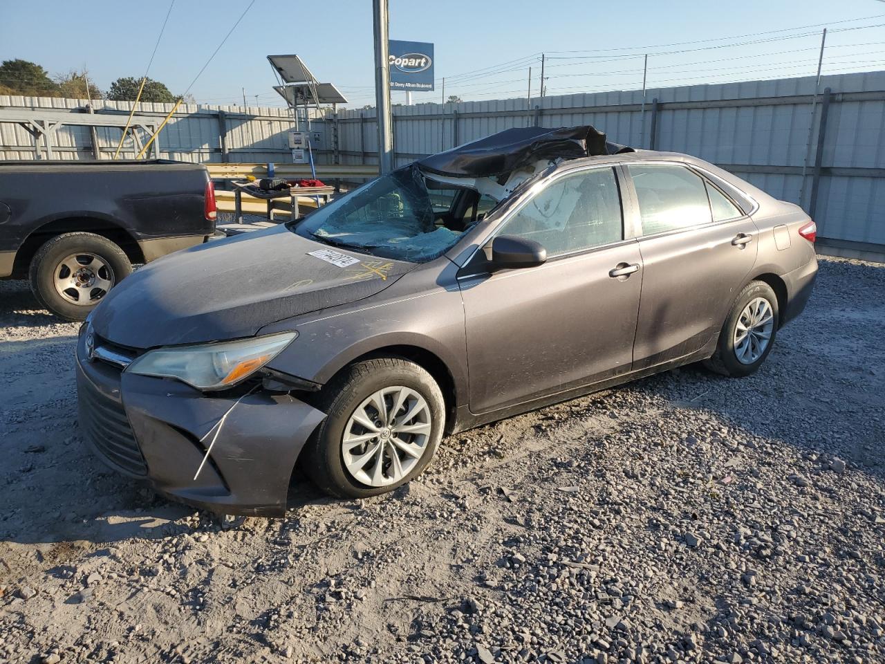 TOYOTA CAMRY LE 2015