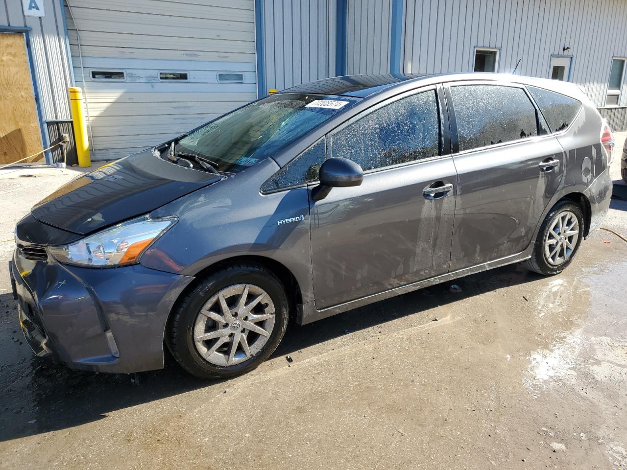 TOYOTA PRIUS V 2016