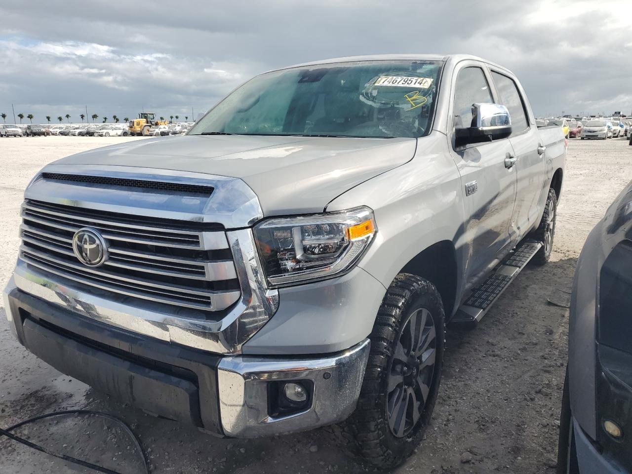TOYOTA TUNDRA CRE 2020