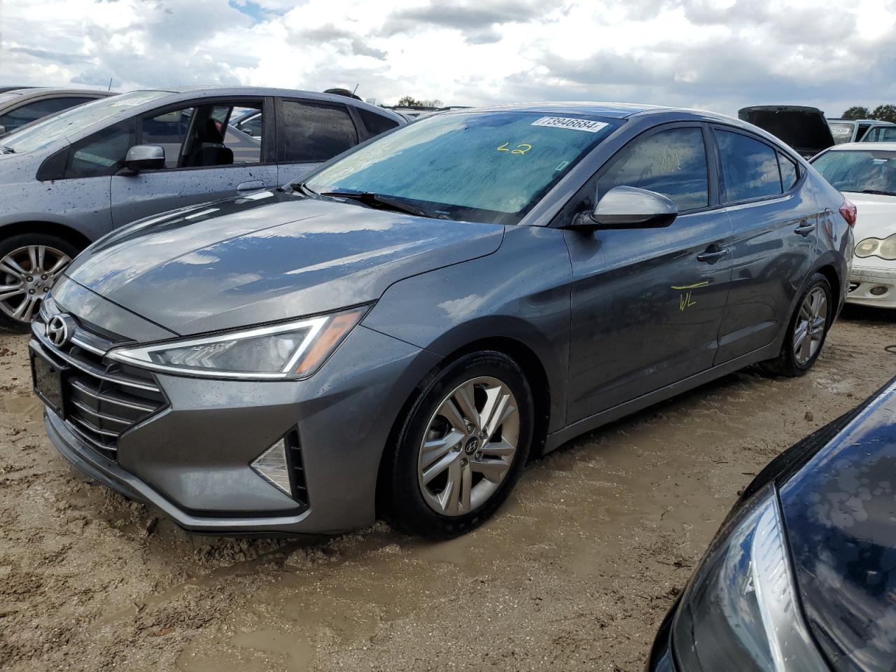 HYUNDAI ELANTRA SE 2019