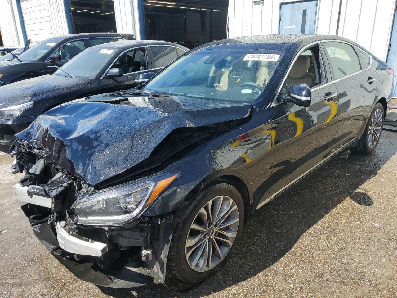 HYUNDAI GENESIS 3. 2015