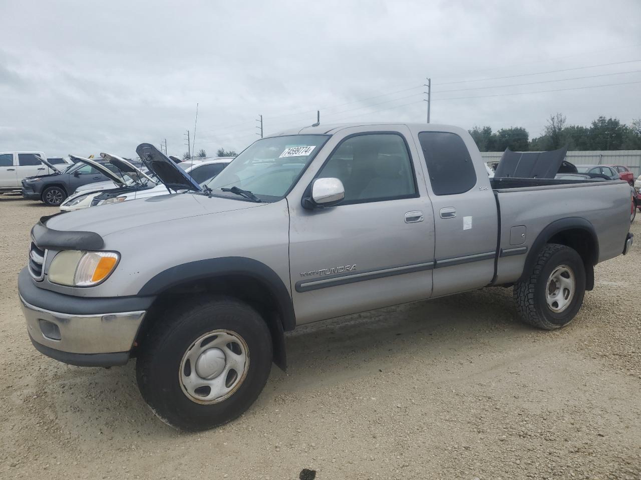 TOYOTA TUNDRA ACC 2002