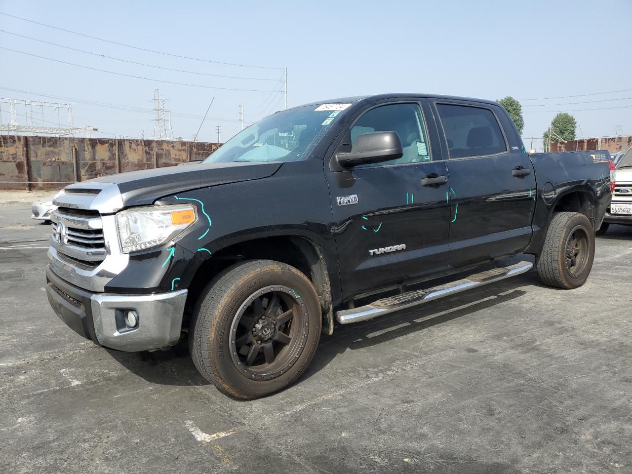 TOYOTA TUNDRA CRE 2017