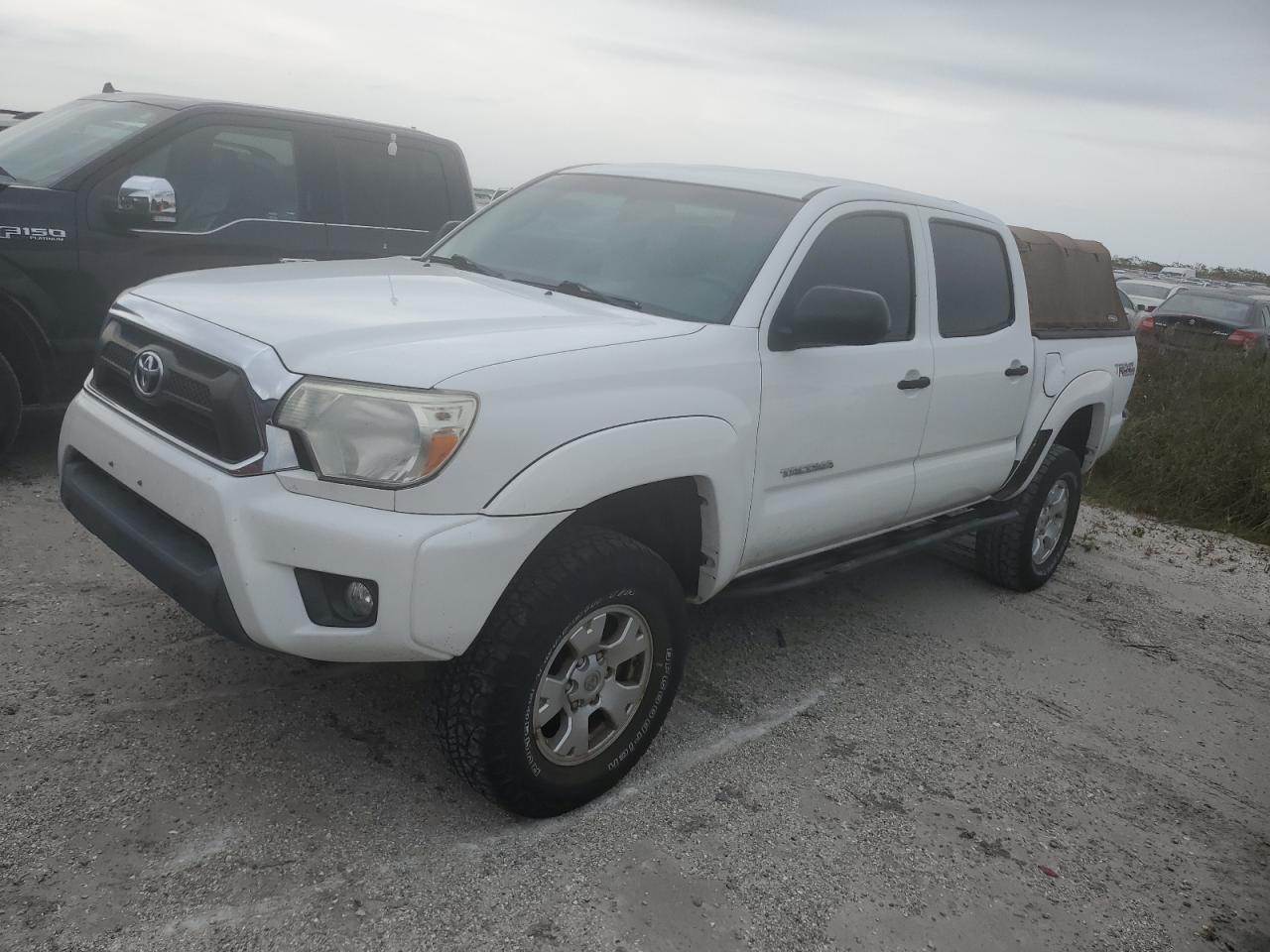 TOYOTA TACOMA DOU 2013