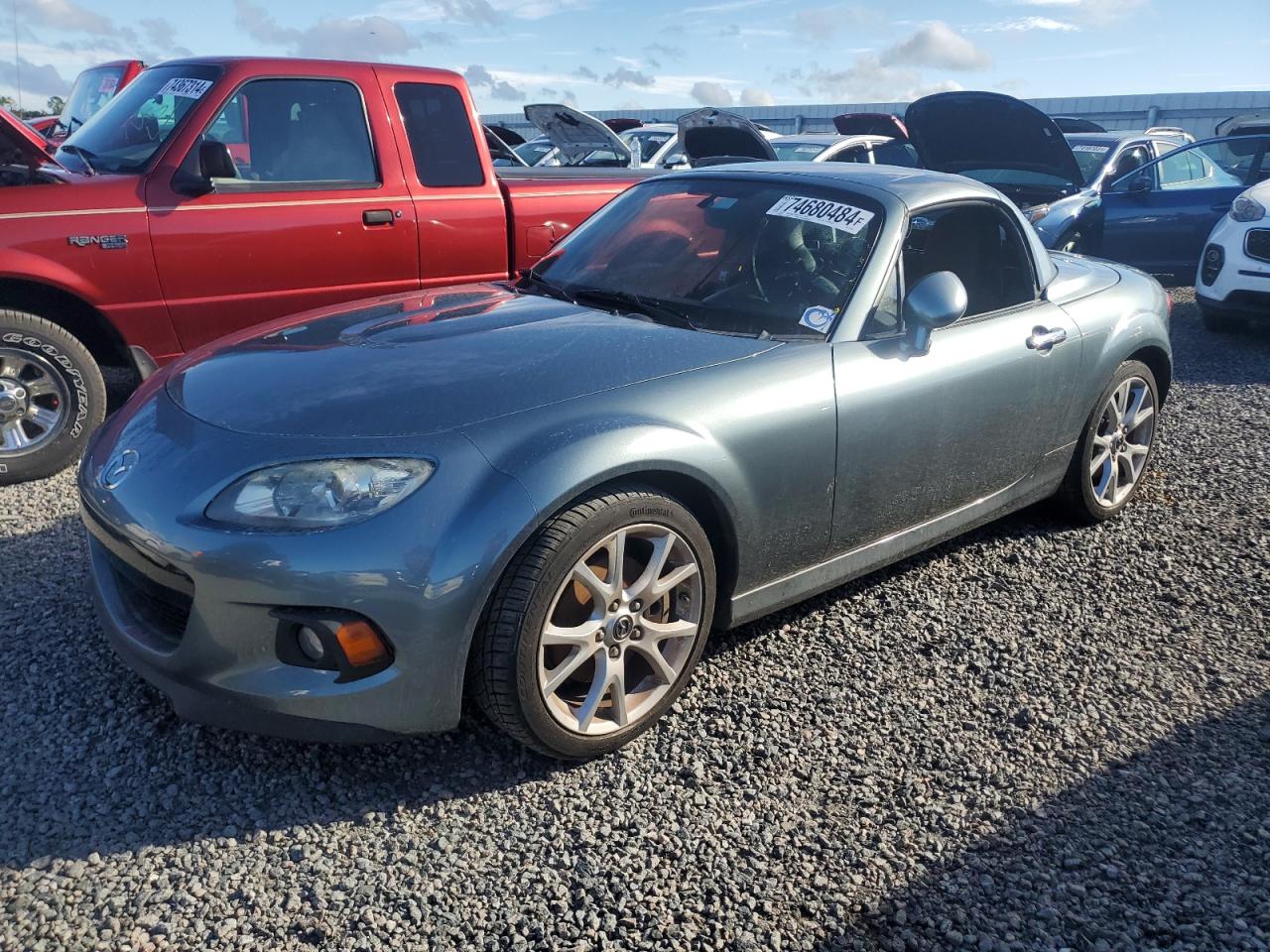 MAZDA MX-5 MIATA 2013