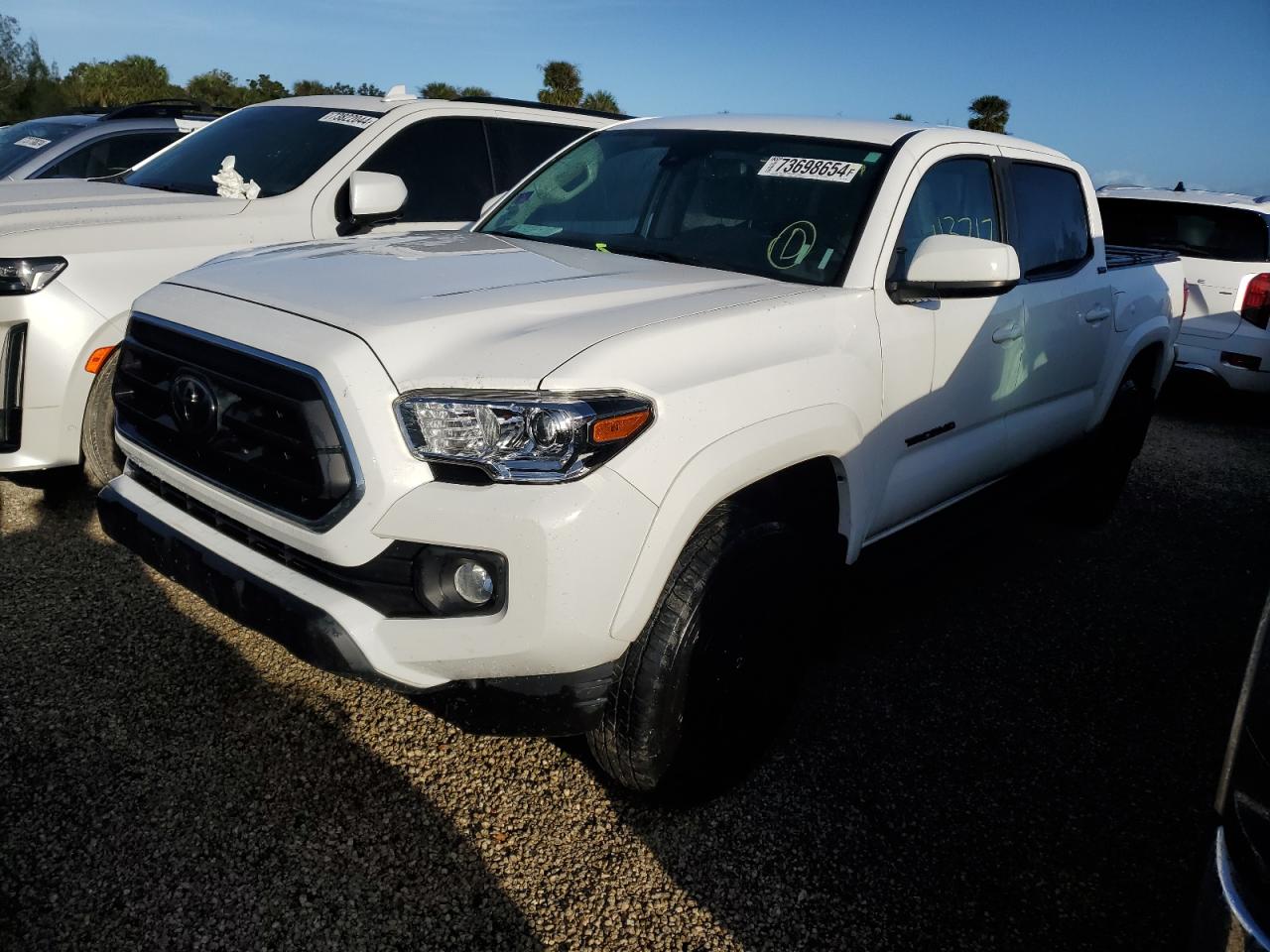 TOYOTA TACOMA DOU 2021
