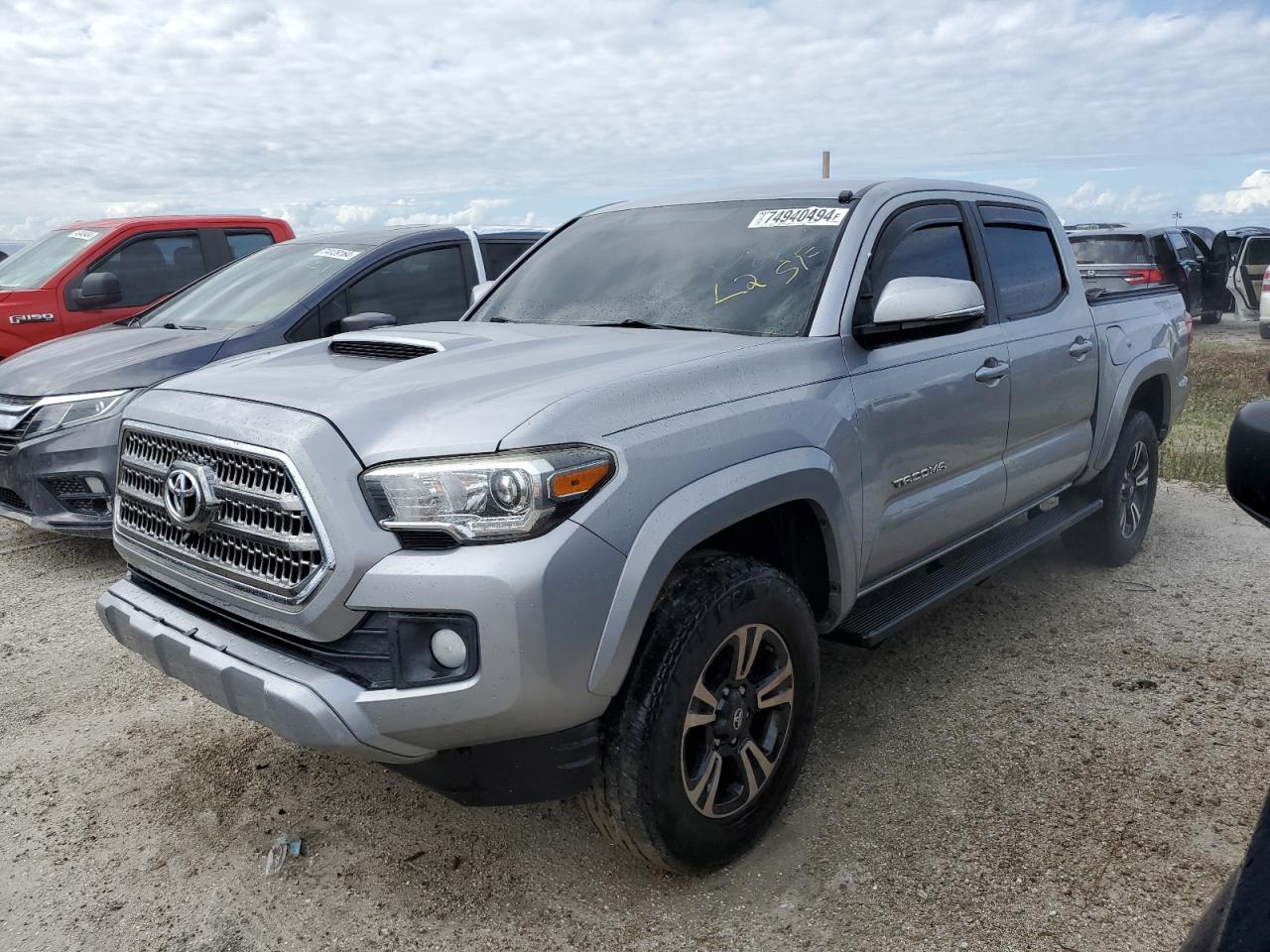 TOYOTA TACOMA DOU 2016