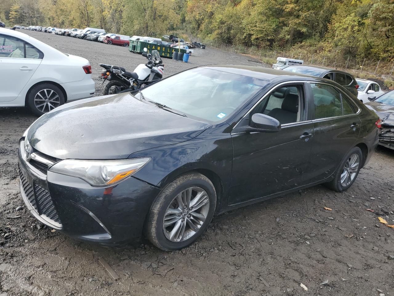TOYOTA CAMRY LE 2017