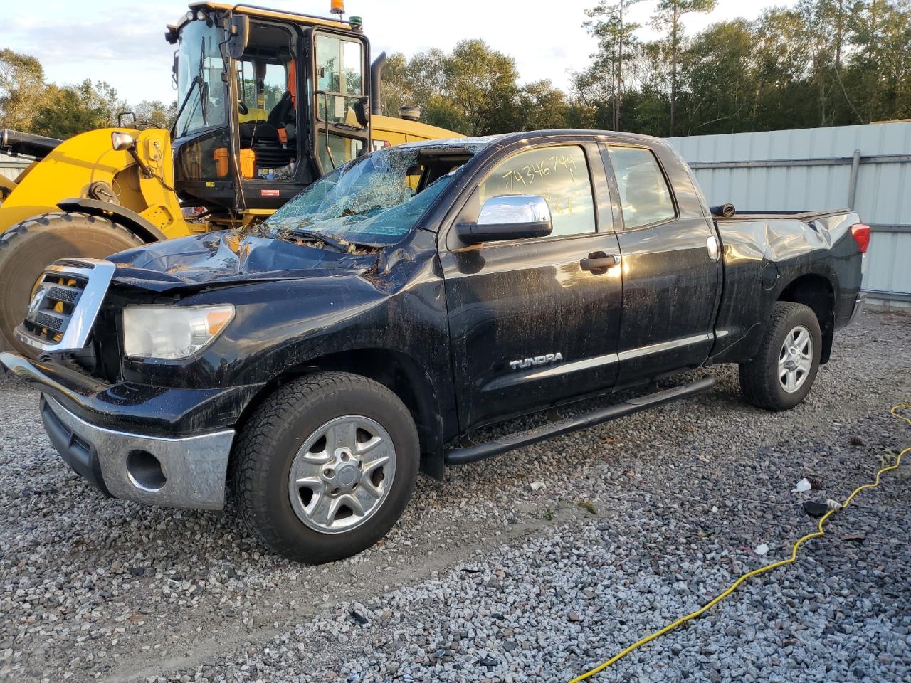 TOYOTA TUNDRA DOU 2012